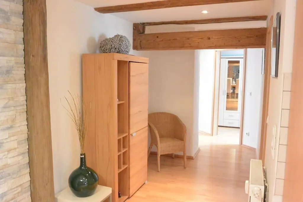 Apartment S10 In Bester Lage Stilvoll Im Zentrum Von Bayreuth Mit Klimaanlage Und Parkplatz 0*,